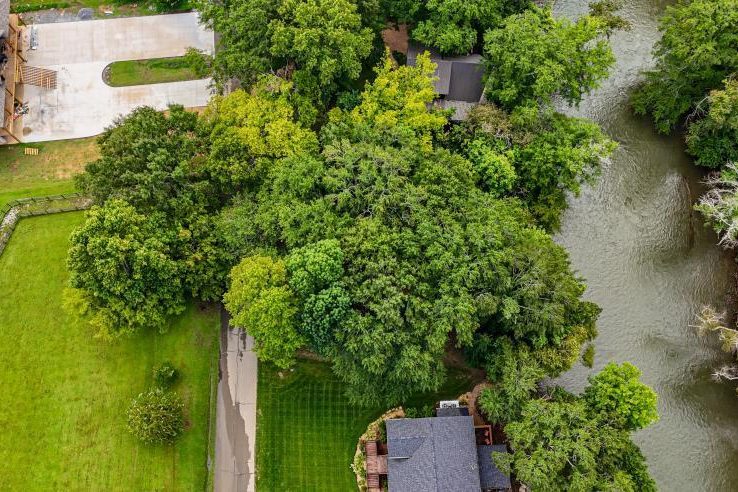 160 Tree Frog Lane, an Ocoee riverfront homesite in Benton, Tennessee